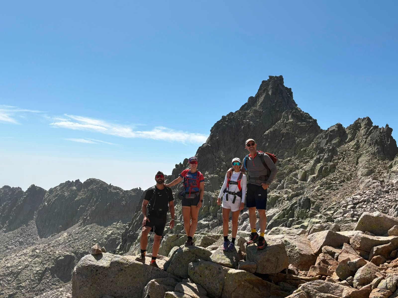 Ascensión al Almanzor y La Galana — Montaña