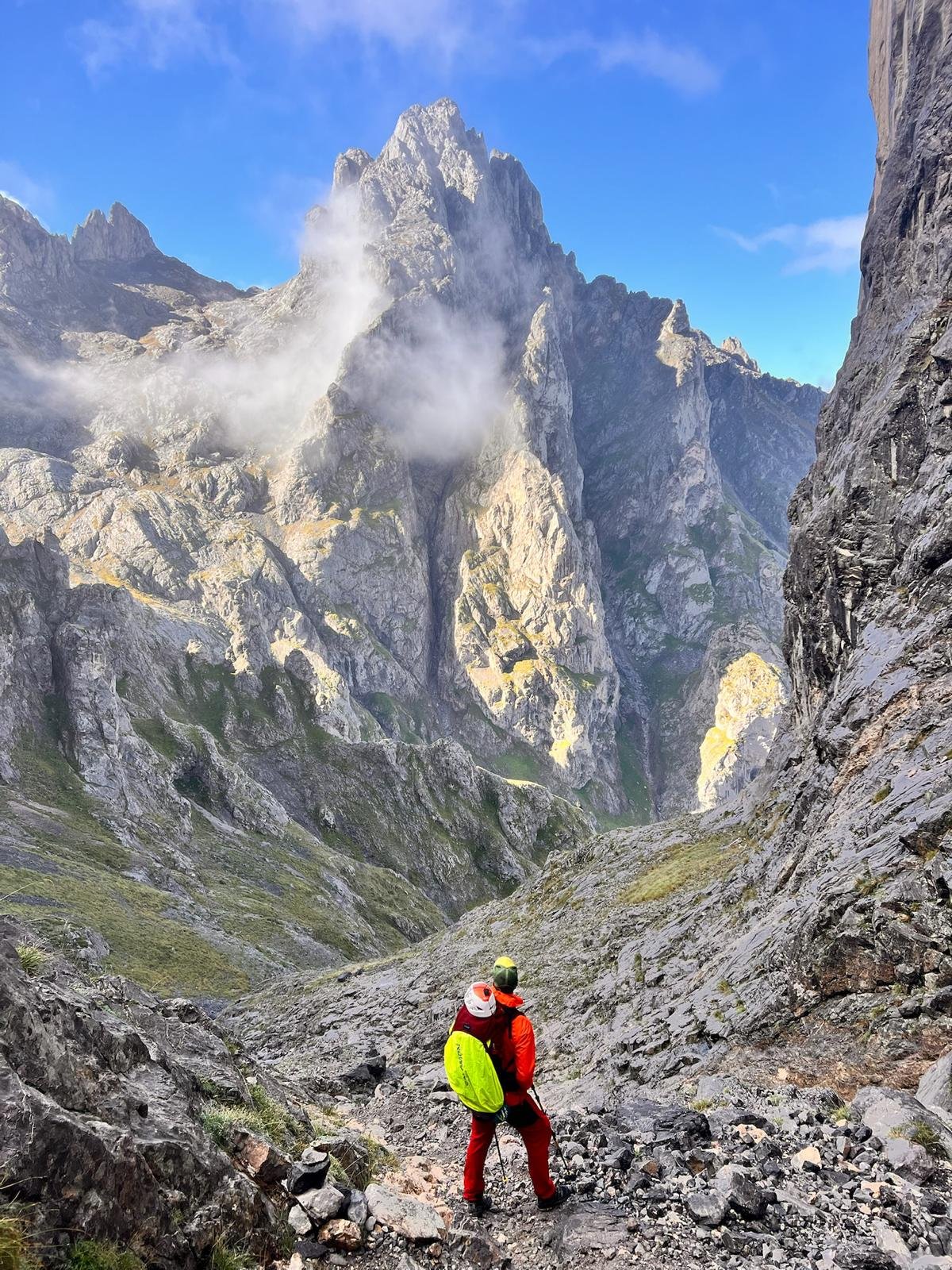 Miguel Ángel, Guía de montaña y escalada